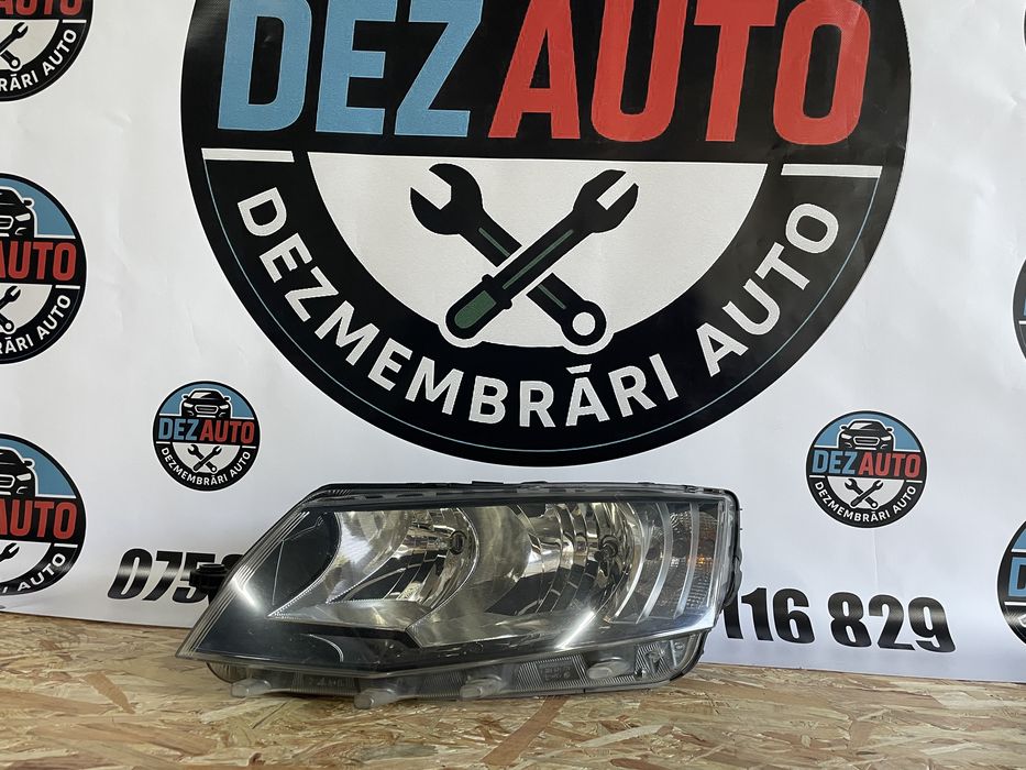 Far stanga Skoda Octavia 3