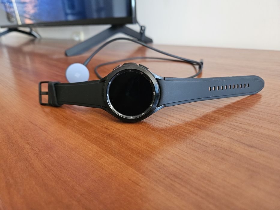 Samsung Watch 4, classic, като нов