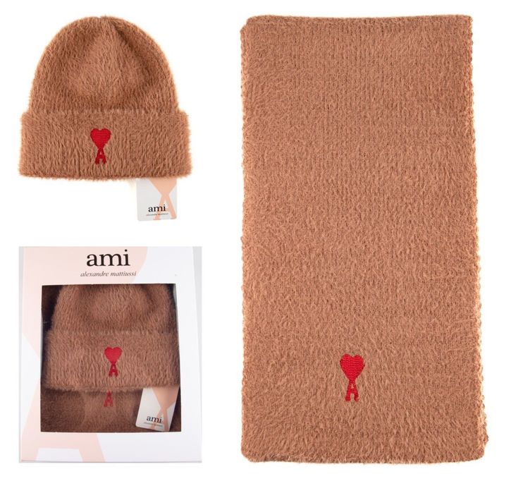 Caciula + fular, cutie inclusa pt dama si barbat