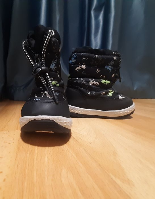 Cizme calde pentru un baiat