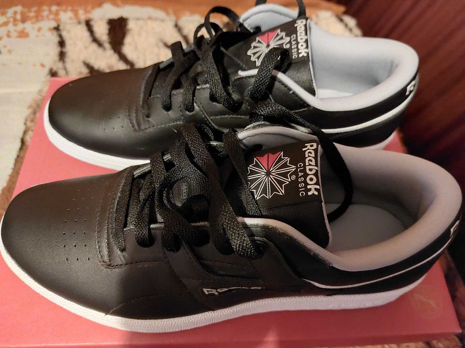 Спортни мъжки обувки Reebok