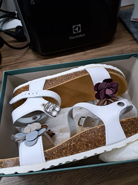 Sandale din piele mas 34.au 20,5 cm în adancitura