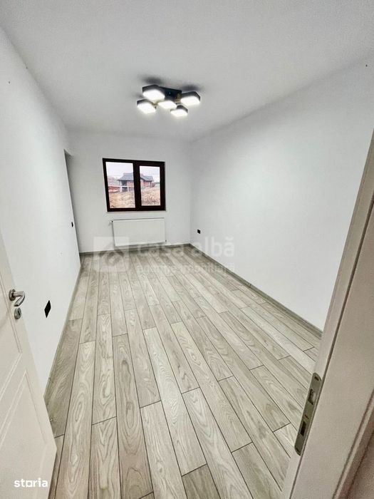 Bucium - casa noua cu 4 camere, D+P+E, disponibila imediat