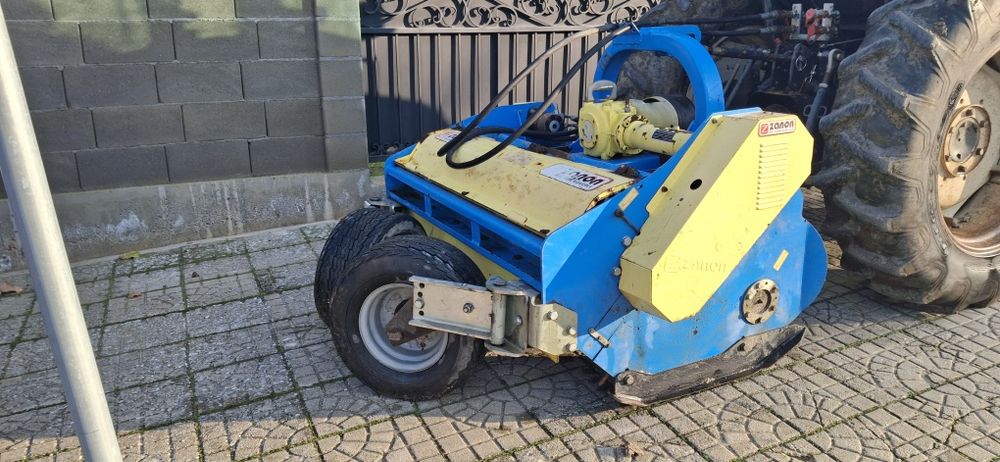 Zanon  раздробител на клони