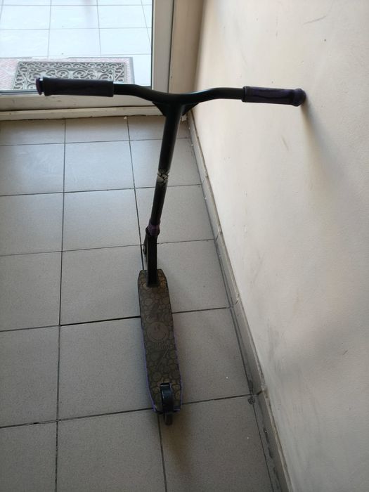 Самокат трюковой