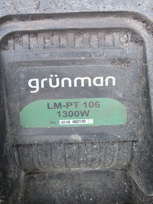 Mașina de tuns iarba Grunman 1300w