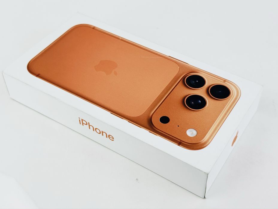 НАЛИЧЕН! Apple iPhone 17 Pro 1TB Cosmic Orange Гарания!