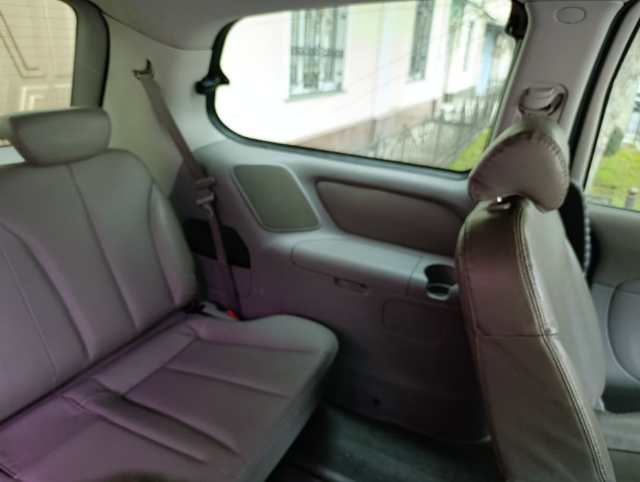 Продается Kia Carnival