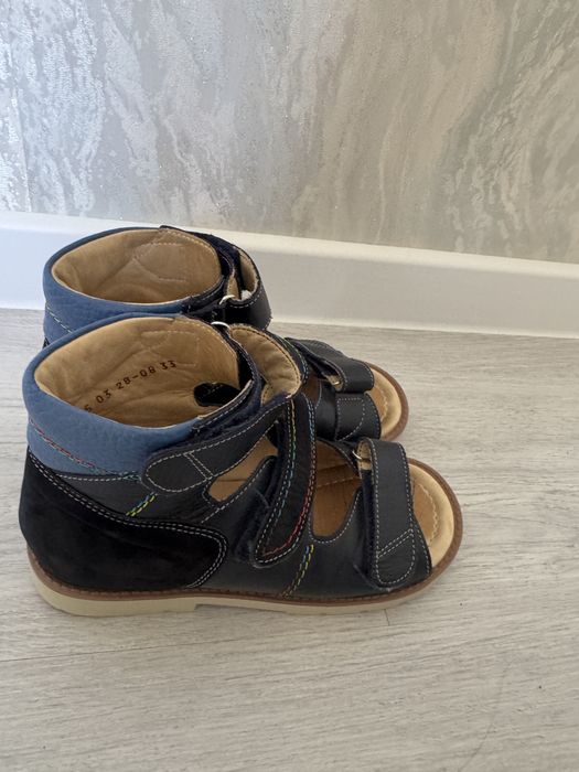 Продам Ортопедический обувь 33 размер