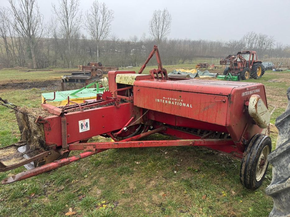 Balotiera presa  International B 47