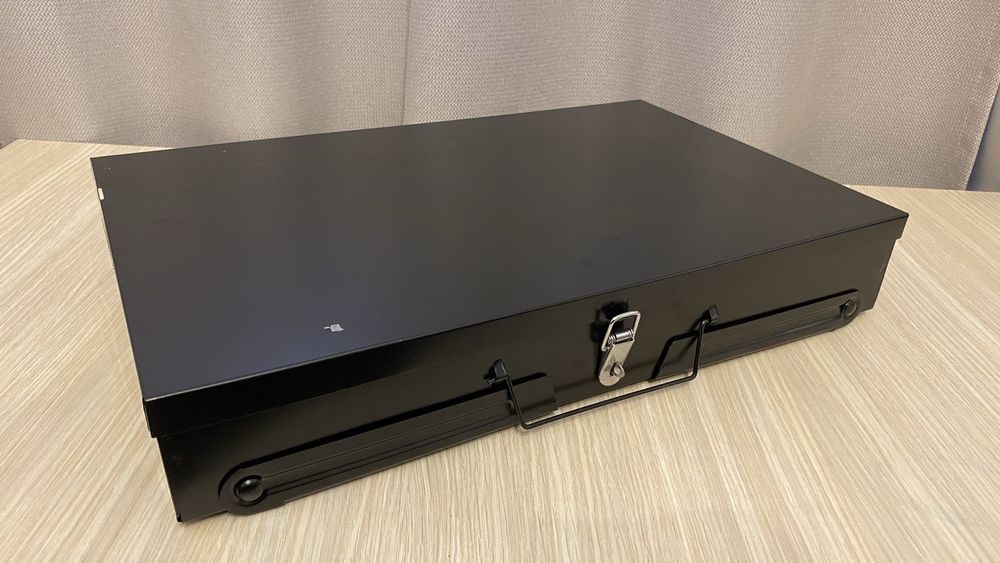 2 grătare camping, unul fără fum, lotus, bonus alt grătar pliabil