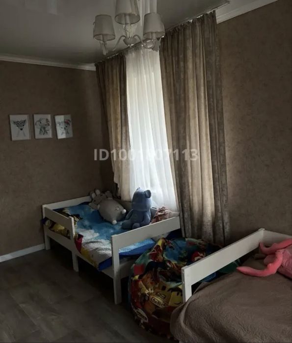 Продам две кровати с матрасами