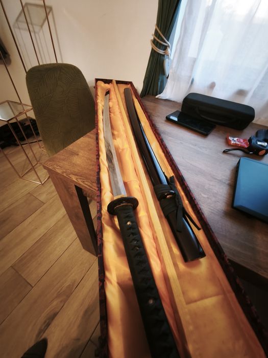 katana japoneza din otel damasc