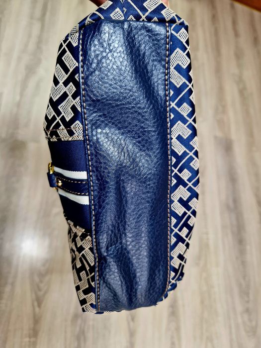 Дамска чанта Tommy Hilfiger