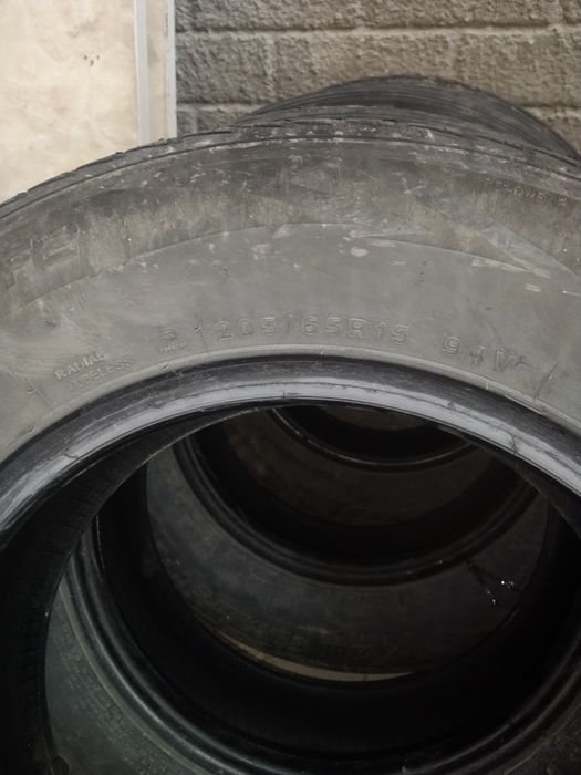 Balon 15 razmerli va 14 razmerligam bor  kelishtirib bervoramiza koblt