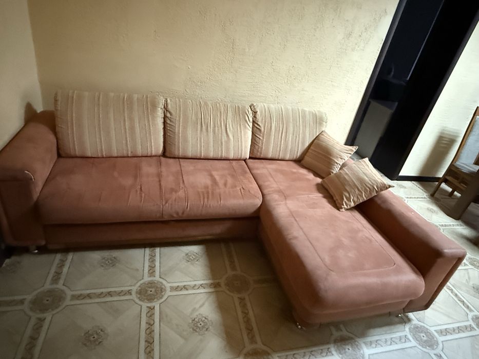 Диван продам срочно