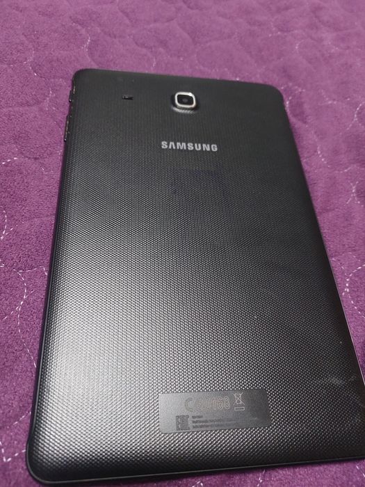 Планшет Самсунг tab e
