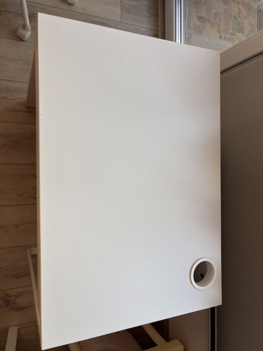 Бюро  IKEA Micke