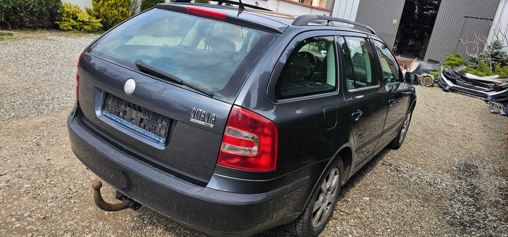 Bara spate Skoda Octavia 2 combi 2005 2006 / 2007 2008