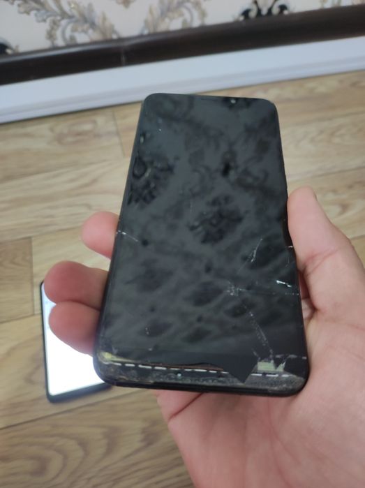 Redmi 5+ 4/64гб itel 2/32гб