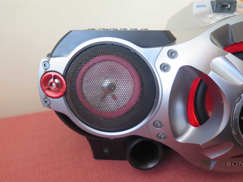 Sony CFD-RG880CP "Xplod" AM/FM Radio CD/USB/MP3/Cassette Player