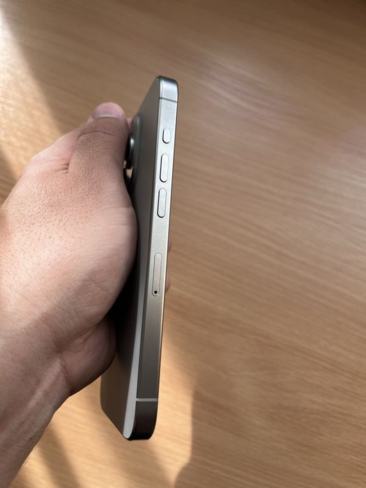 iPhone 15 pro 512gb