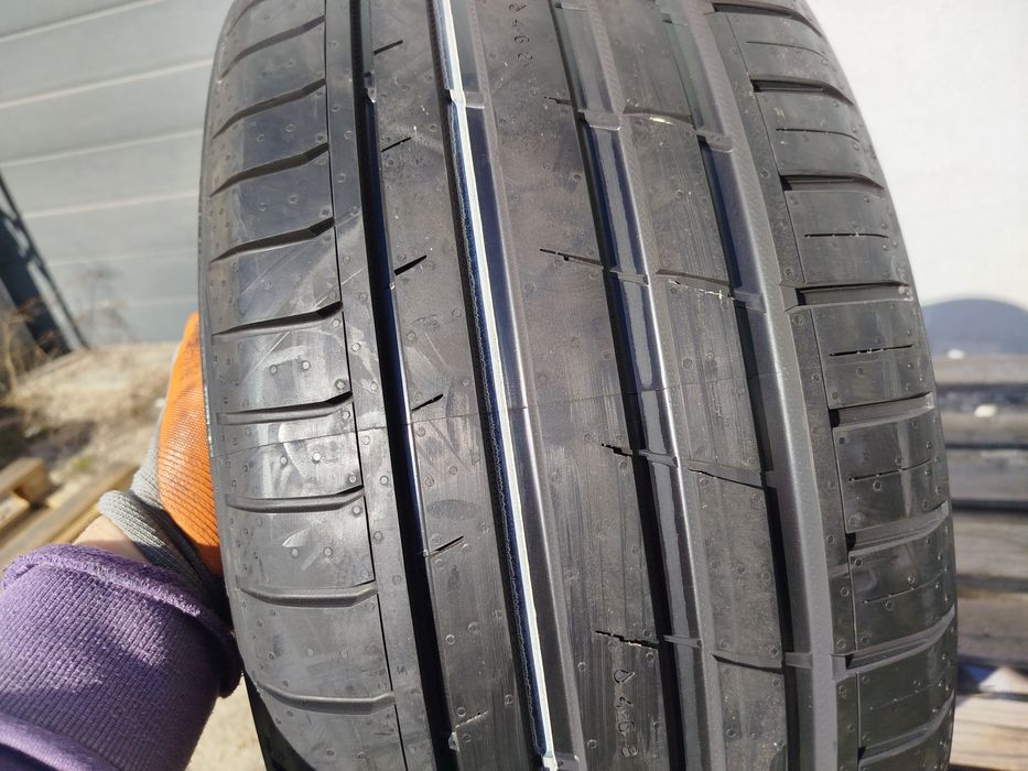 255/50/20 Нокиан ДОТ 2020 г - Чисто Нова - САМО 1 брой