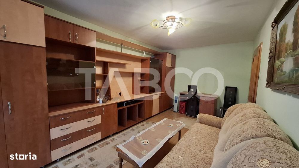 Apartament 3 camere de vanzare decomandat 58 mp zona Valea Aurie Sibiu