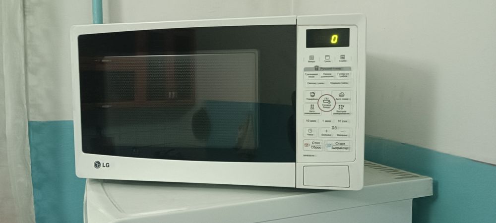 Микроволновка LG  бу продам