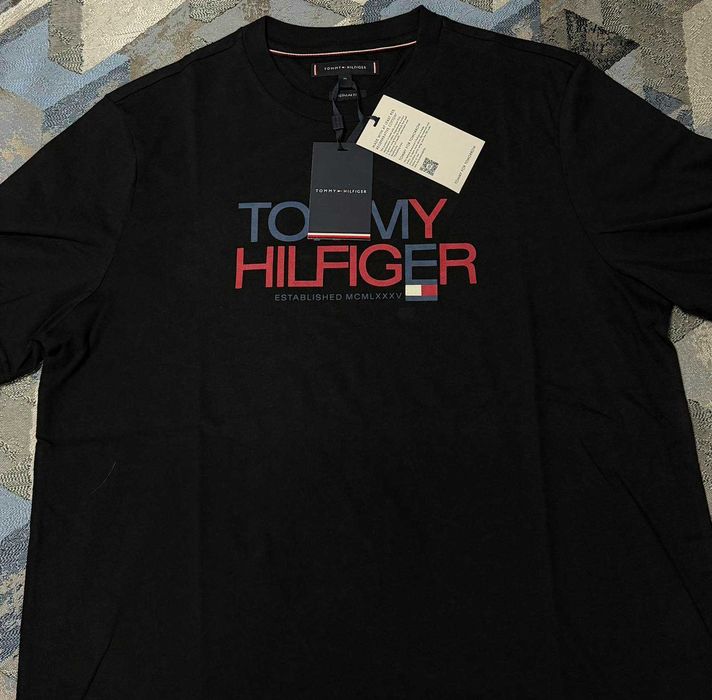 Tommy Hilfiger тениска - нова