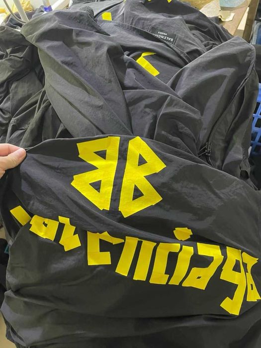 Geaca de fas Balenciaga