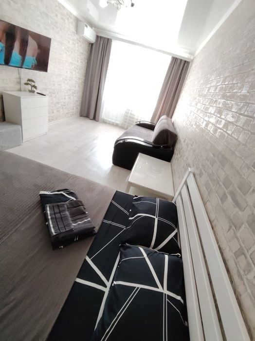 1ком.кв.4микр.2эт.ИДЕАЛЬНО ЧИСТАЯ,посуточно,по часам. Документы