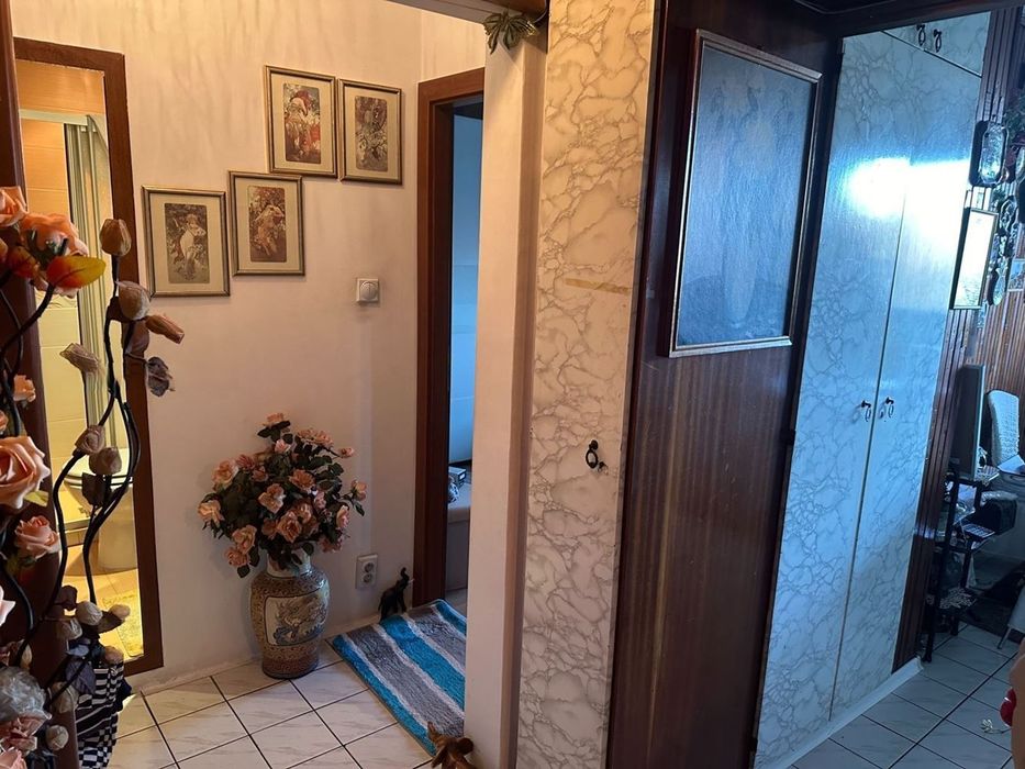 Продава се Двустаен апартамент в София, Стрелбище - 60 кв.м за 3450 €/кв.м - Снимка #2