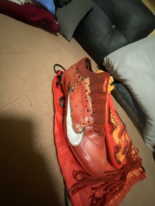 Ghete fotbal nike, stare buna