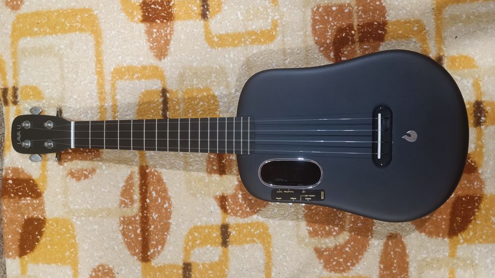 Укулеле с эффектами Lava U Black