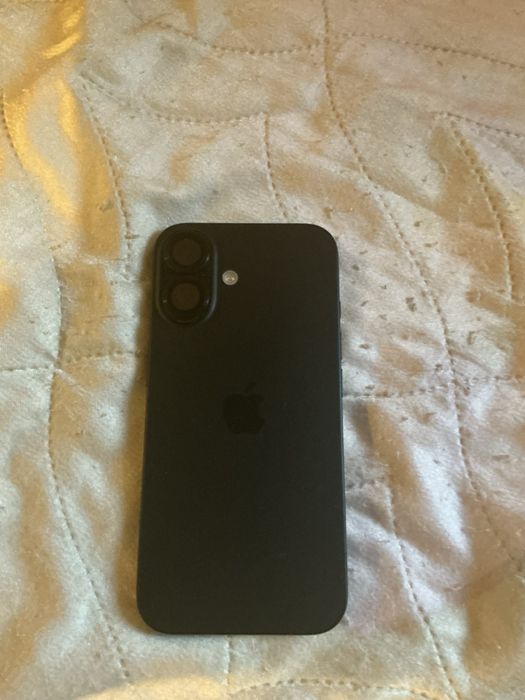 IPhone 16 128гб.
