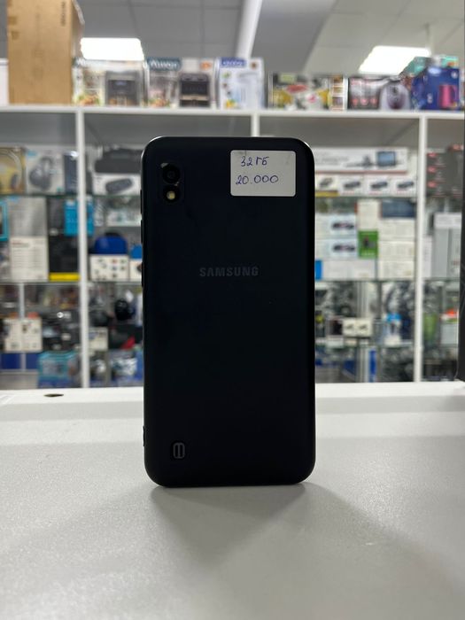 Samsung Galaxy A10, 32gb.