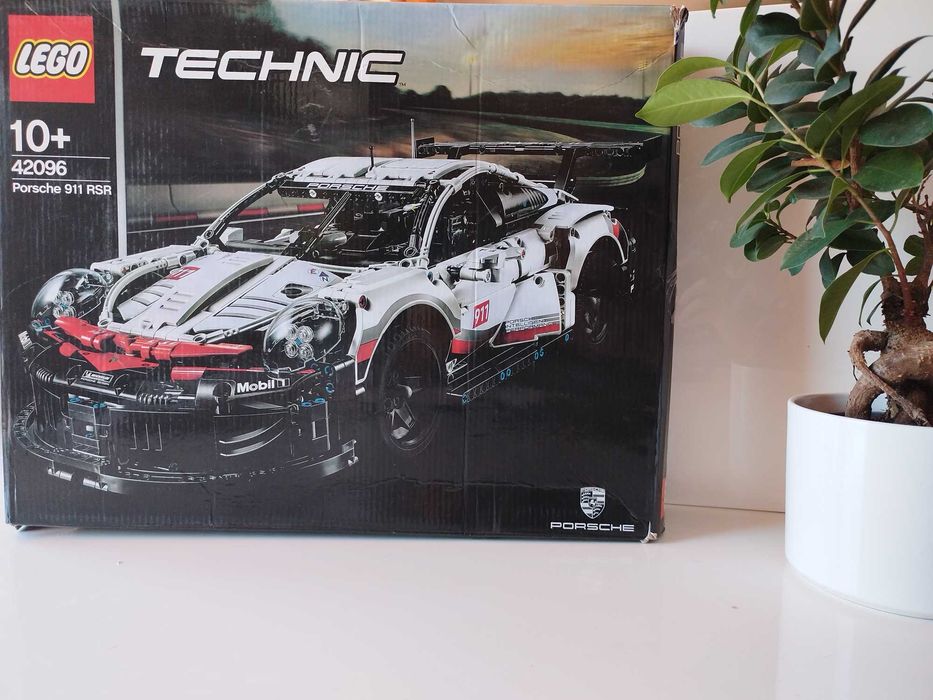 LEGO Technic Porsche 911 RSR 42096, 1580 части