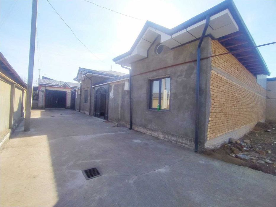 Янги Коттедж Сотилади 4 хона 1.8 сот Хамма Шароитли Тайер Уй  Кибрай р