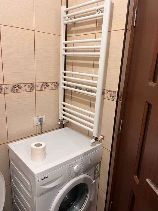 Inchiriez studio Militari Residence