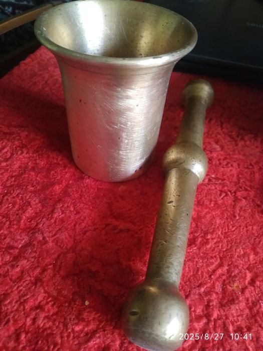 Ступка Бронзовая в хорошем состоянии