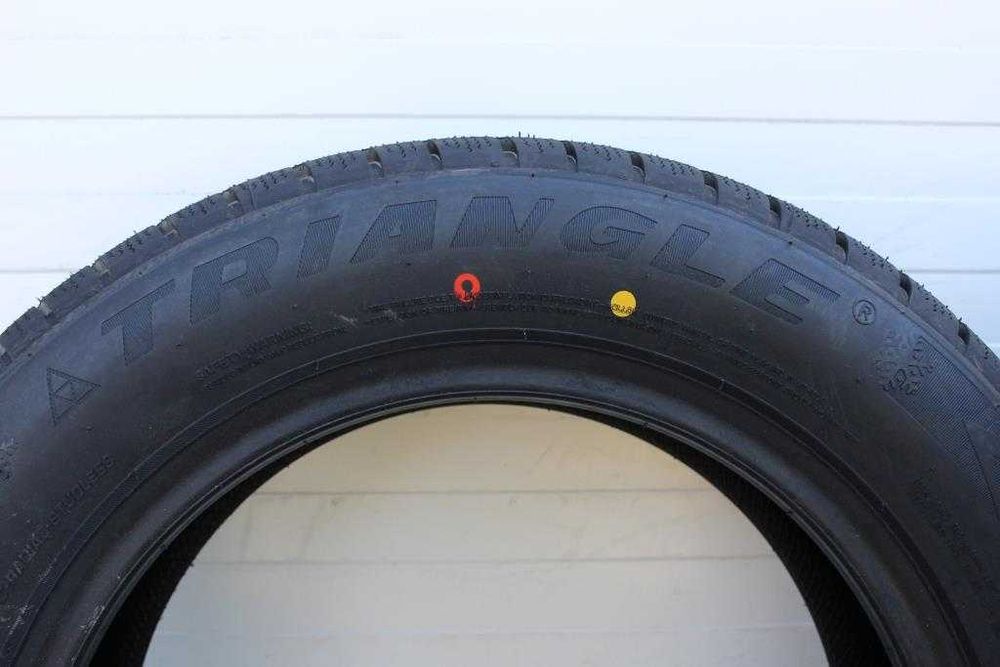 Anvelope iarna noi 185/65R15 92H XL, Triangle
