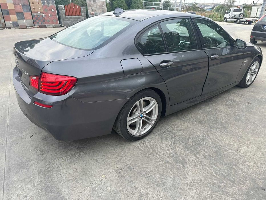 Dezmembrez Piese BMW Seria 5 F10 Facelift M Pachet LCI 3.0D 258cp B39