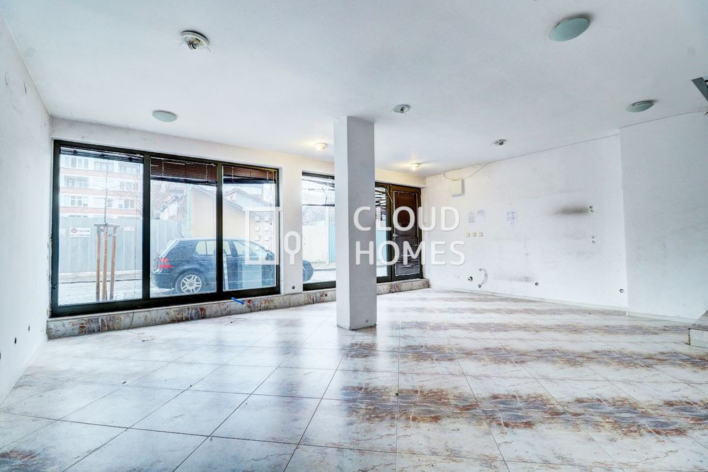 Дава се под наем Офис в София, Център - 147 кв.м за 800 € - Снимка #1