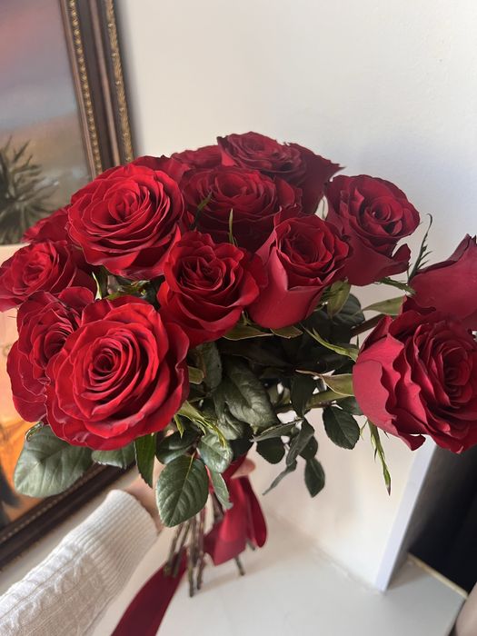 Букет свежих роз продам