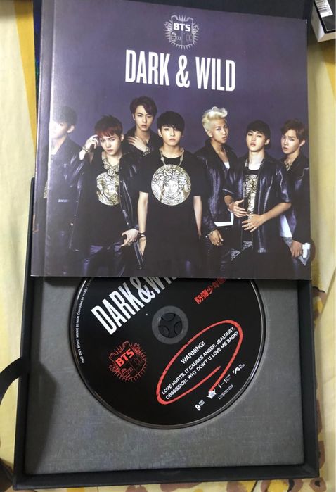 Продам альбом Bts