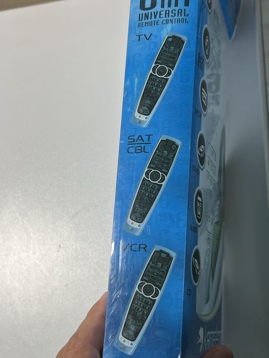 Универсално тв.  дистиционно  с тъч скрин