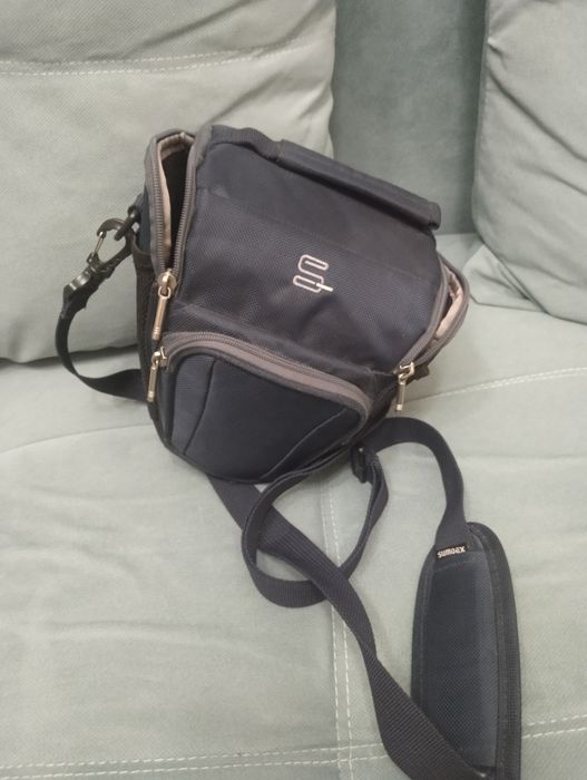 Фотоаппарат Canon EOS 1100D