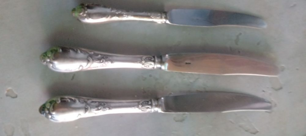 Продам мельхиоровые изделия вилки,ложки и т.д.