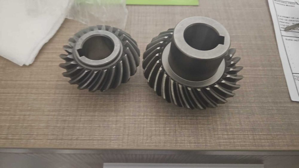 Pinion elicoidal cositoare Deutz Fhar